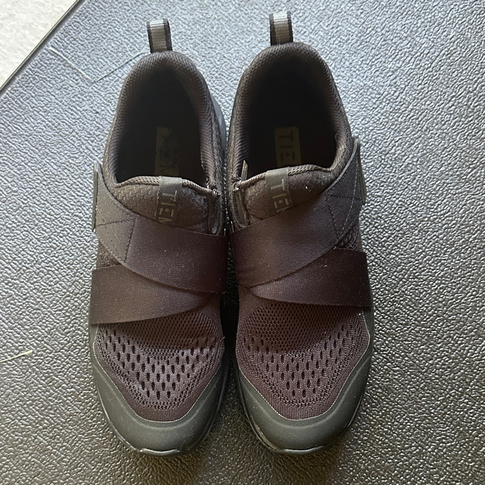 Women’s Tiem Spin Shoes. Great condition.